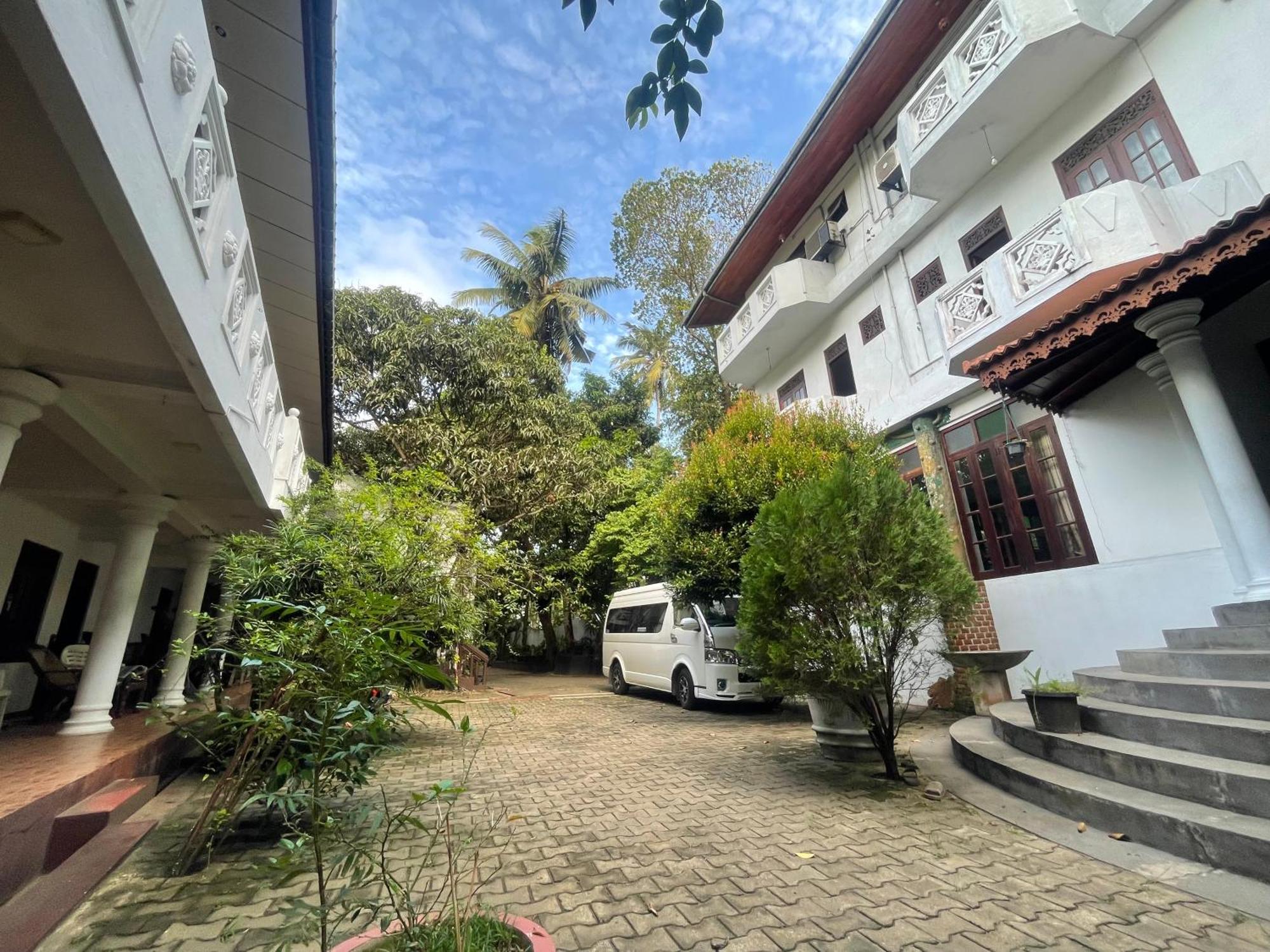 Serendipity Beach Unawatuna Eksteriør bilde
